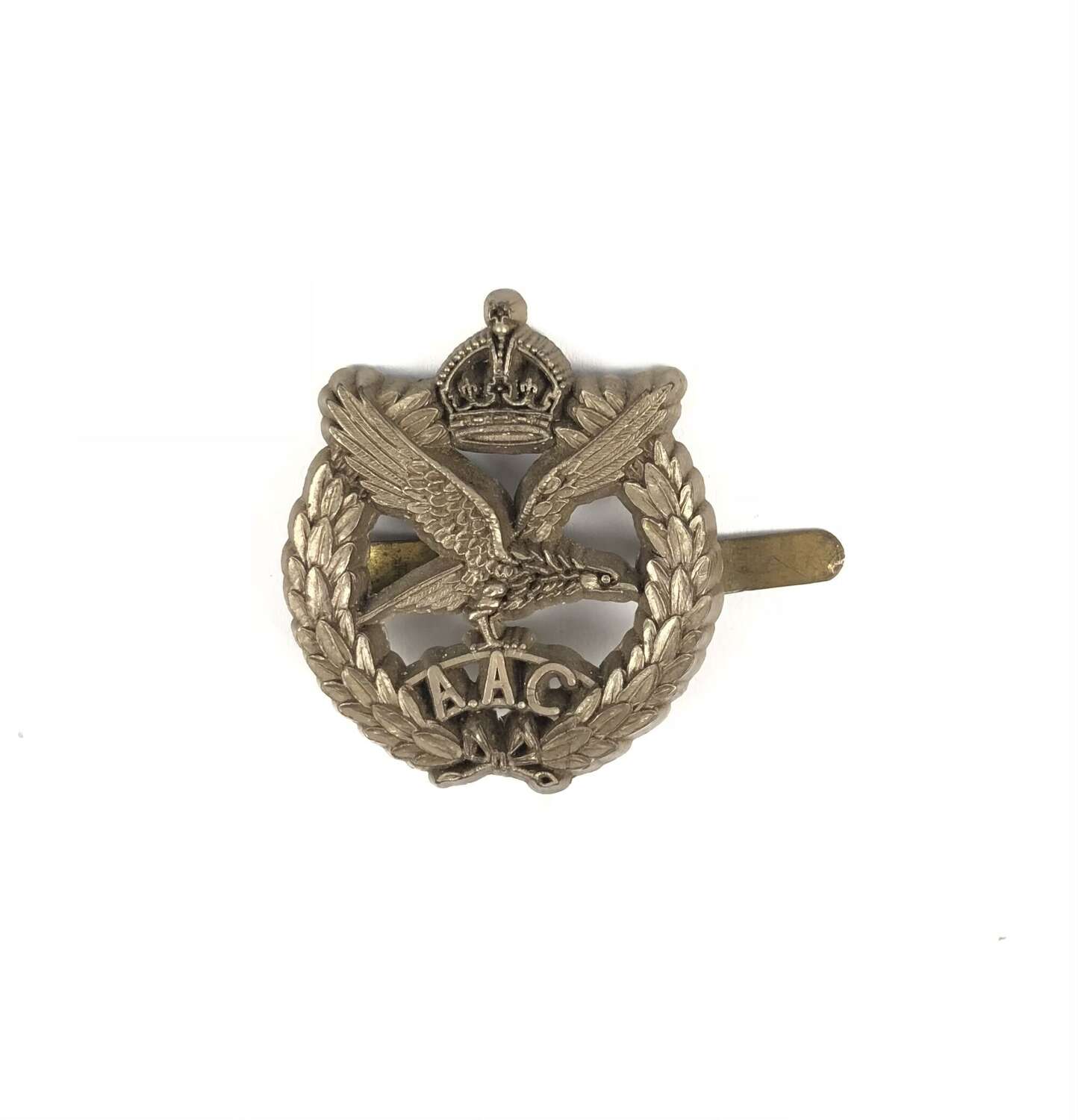 Army Air Corps WW2 plastic economy issue beret badge by Stanley. *