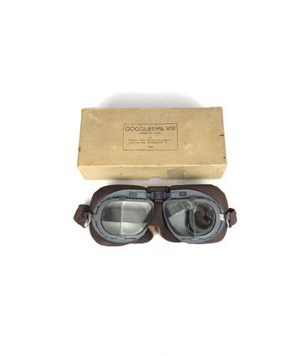 WW2 RAF Aircrew MKVIII Flying Goggles Boxed.