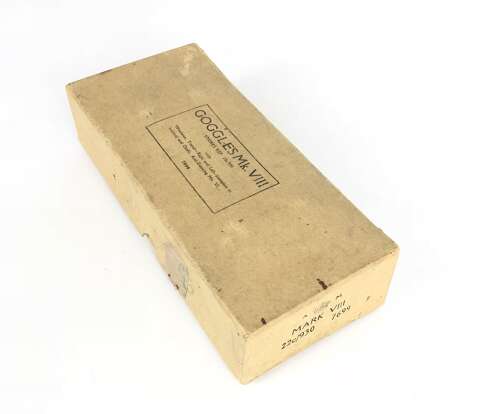 WW2 RAF Aircrew MKVIII Flying Goggles Boxed.