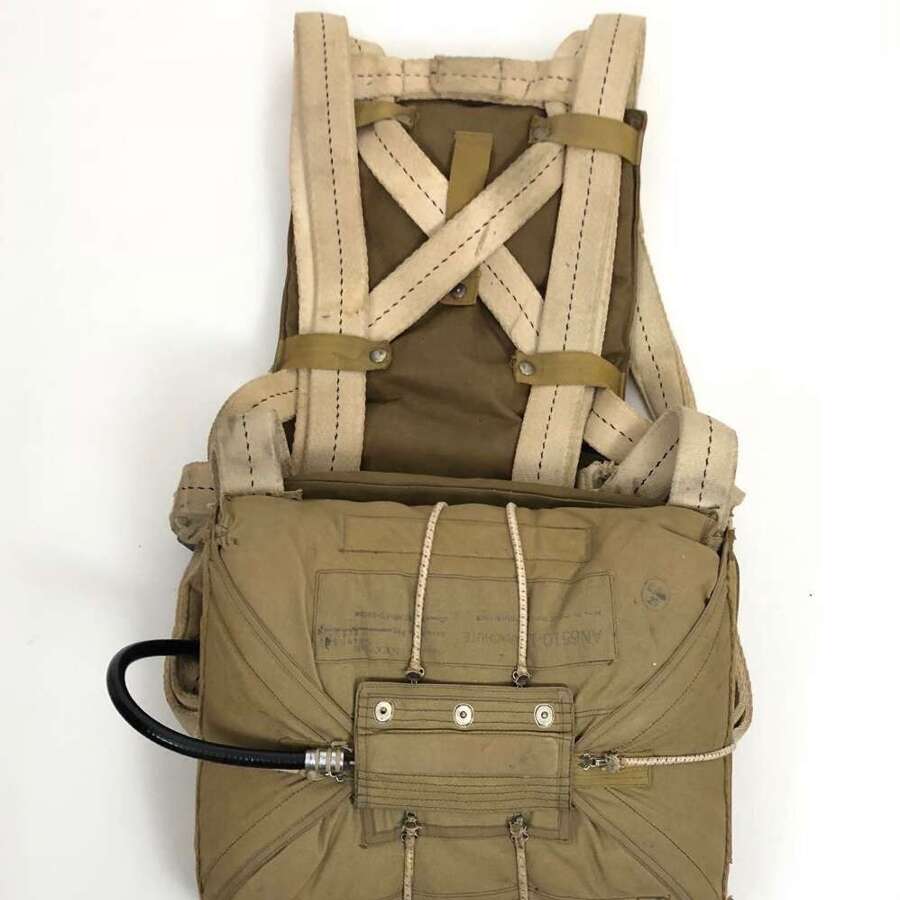 USAAF / USN AN6510-1 Pilot Seat Parachute 1945*