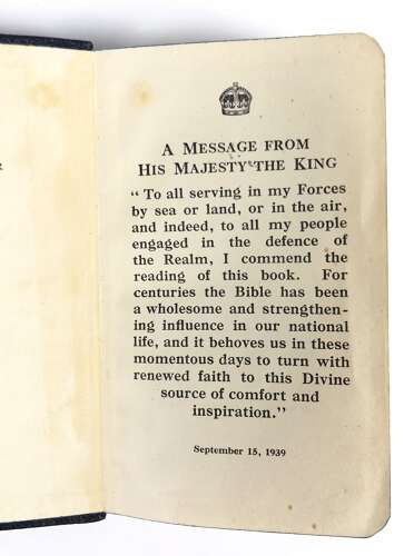 WW2 RAF New Testament Book.